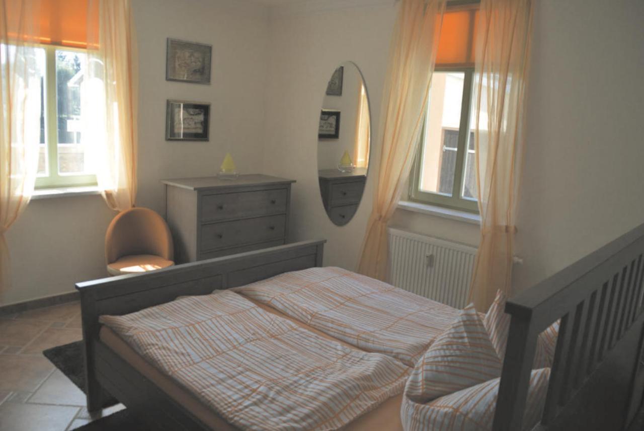 Ferienwohnung Am Schloss Rochlitz Bagian luar foto